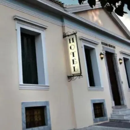 Ntouana 4* Kalamáta