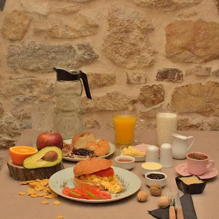 Hotel Ntouana 4*