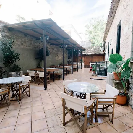 Hotel Ntouana 4*