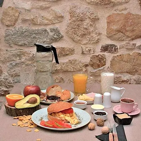 Ntouana Hotel 4*